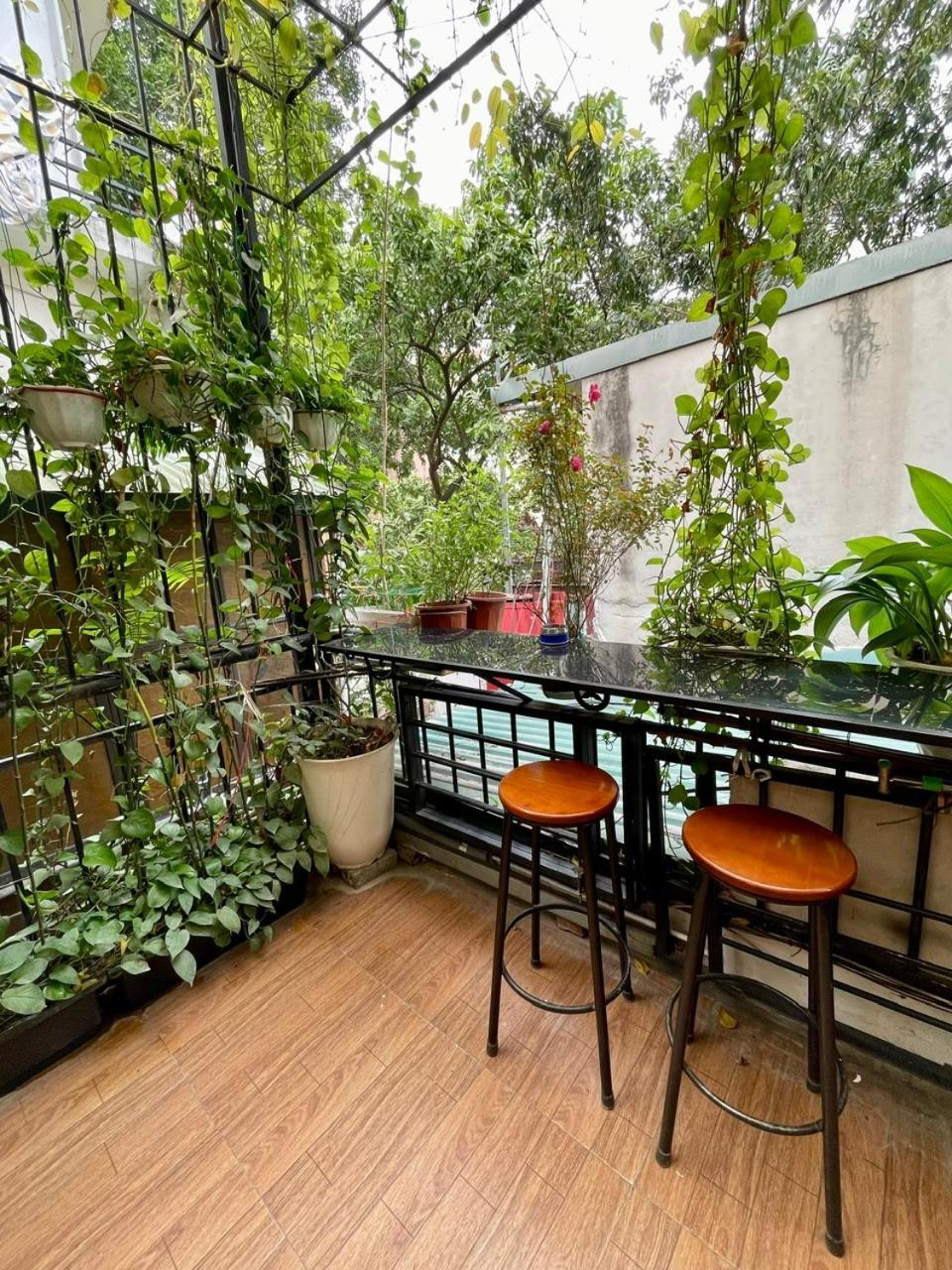 Entire Cosy Apartments May Homestay Hanoi Buitenkant foto